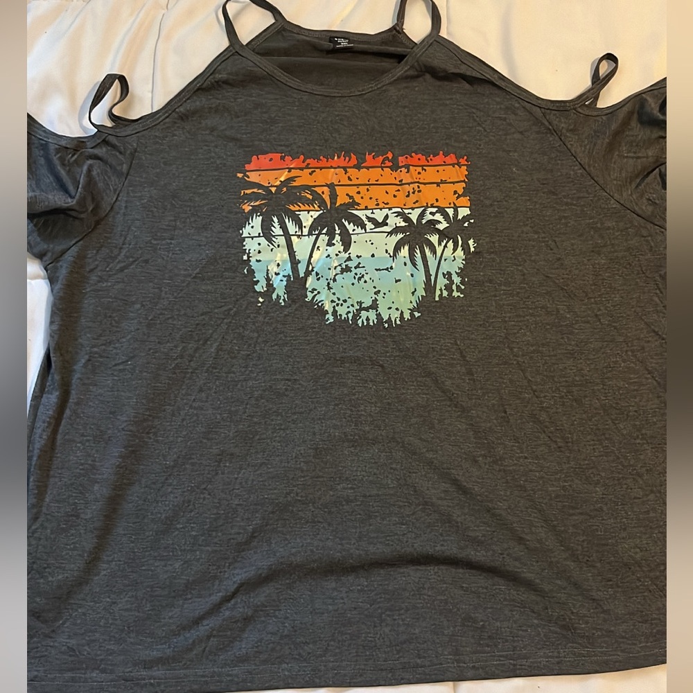 New shirt - Picture 1 of 1